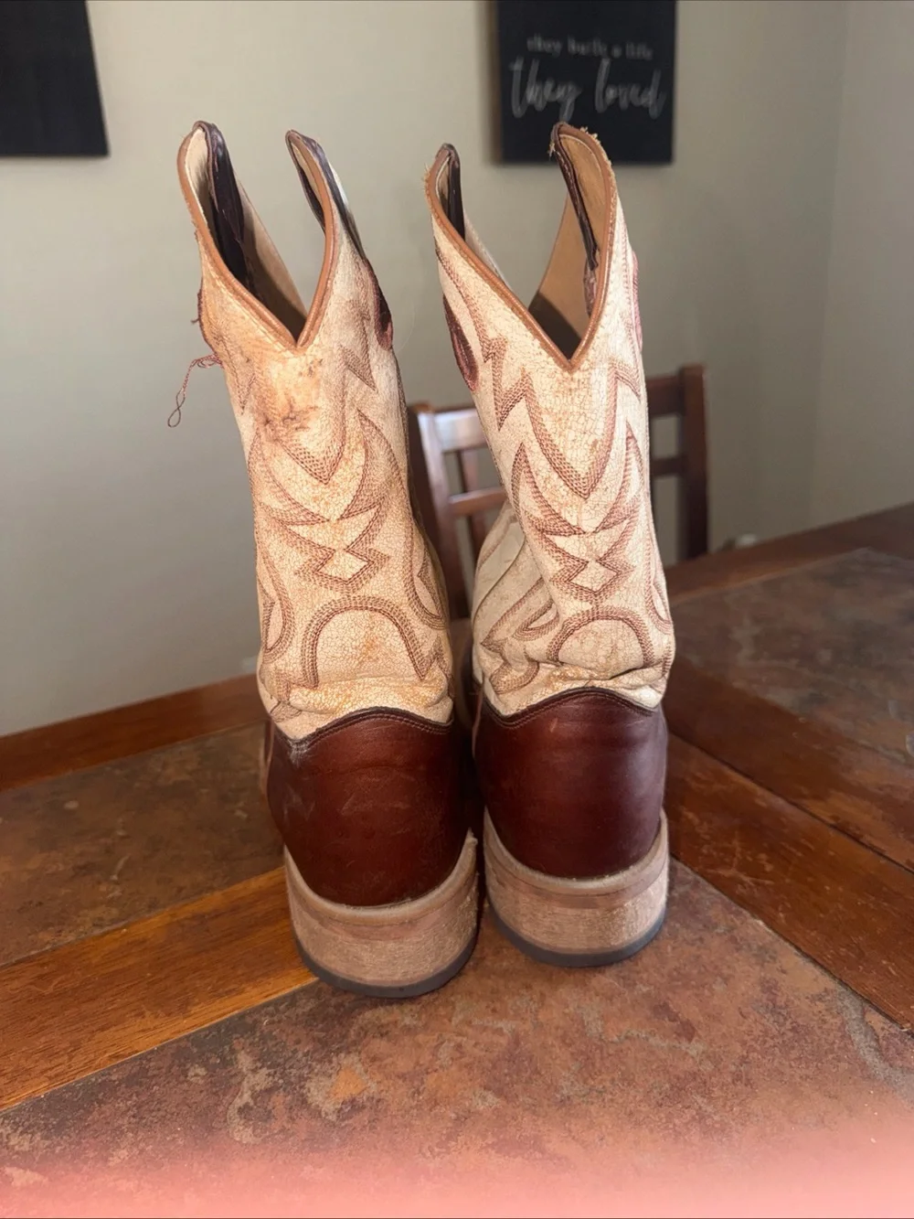 Justin Boots Western Brown Leather Cowboy Boots with Cream Embroidered Shaft